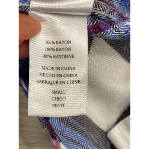 Rails Hunter Plaid Button Front Shirt—Like New - Picture 9 of 10